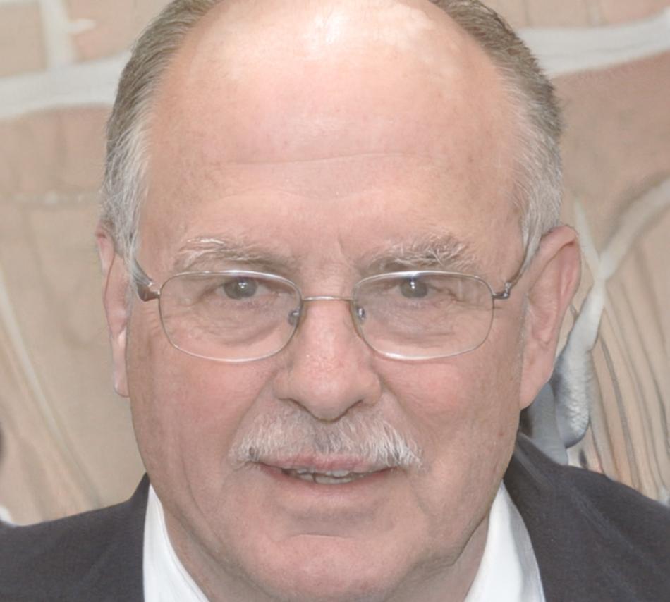 Portrait de Théophane Beaumont, expert en finances familiales